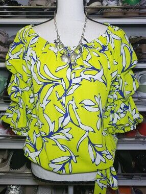 CeCe Vibrant Blue And White Botanical Print Top